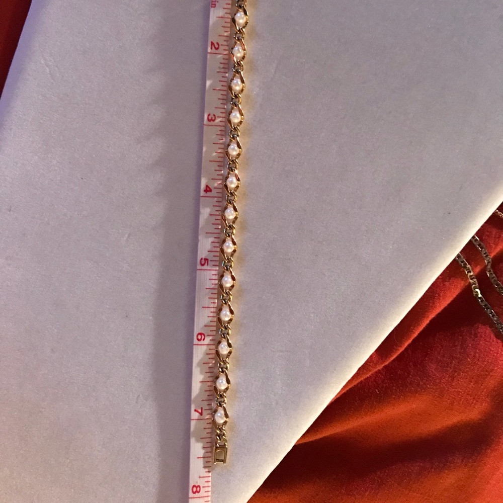 💛Faux Pearl Inch of Gold💛